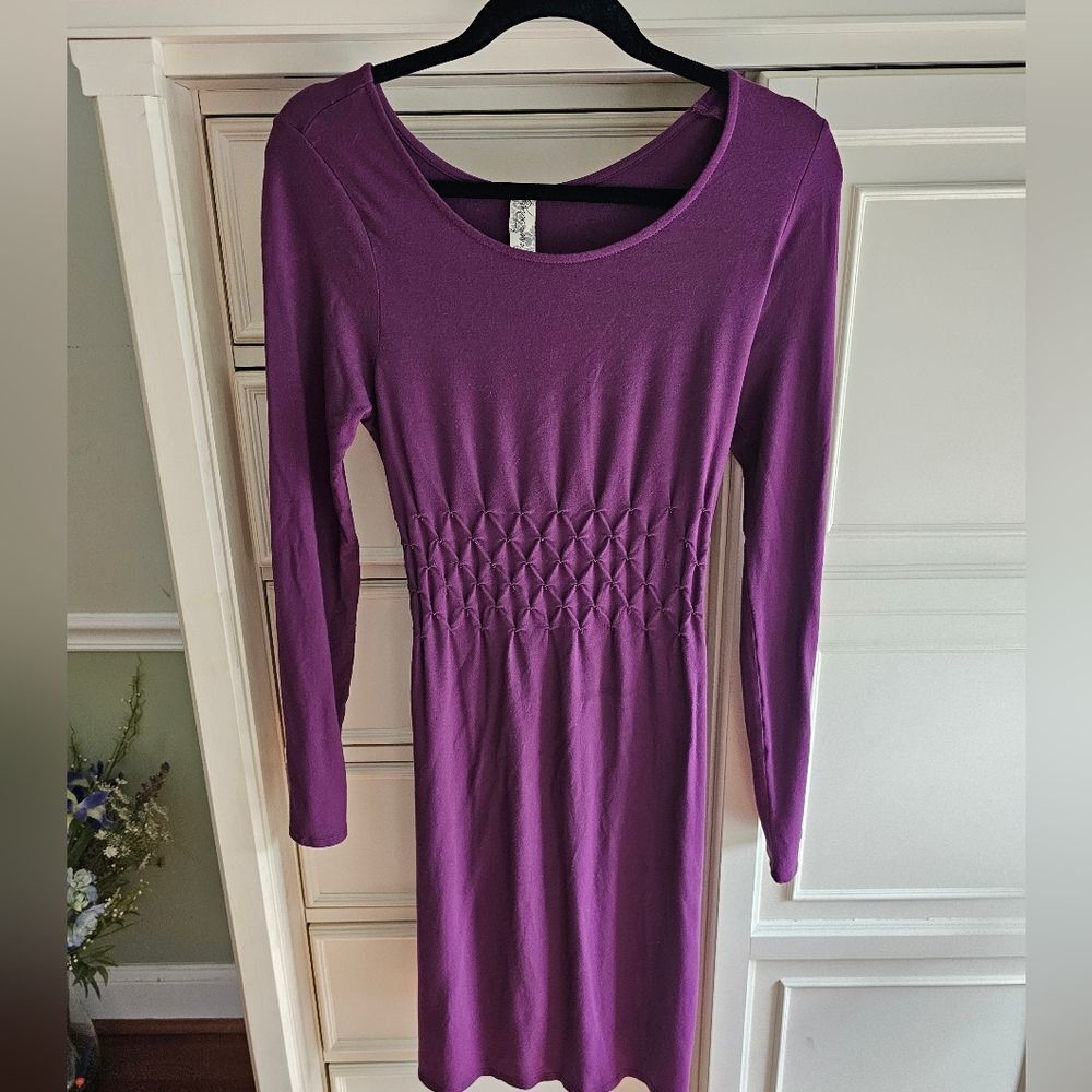 Adventura Purple Long Sleeve dress Size Medium Excellent Condition! Soft.